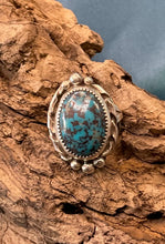 Sterling Silver w/ Kingman Turquoise Ring size 7.5