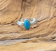 Sterling Silver Ring w/Kingman turquoise