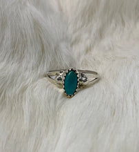Sterling Silver w/Kingman Turquoise Ring size 6