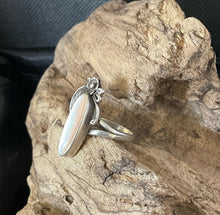 Mother of Pearl Ring Size 8