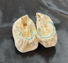 Beaded & Pucker Baby Moccasins