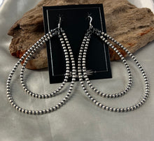 Navajo Pearl Earrings