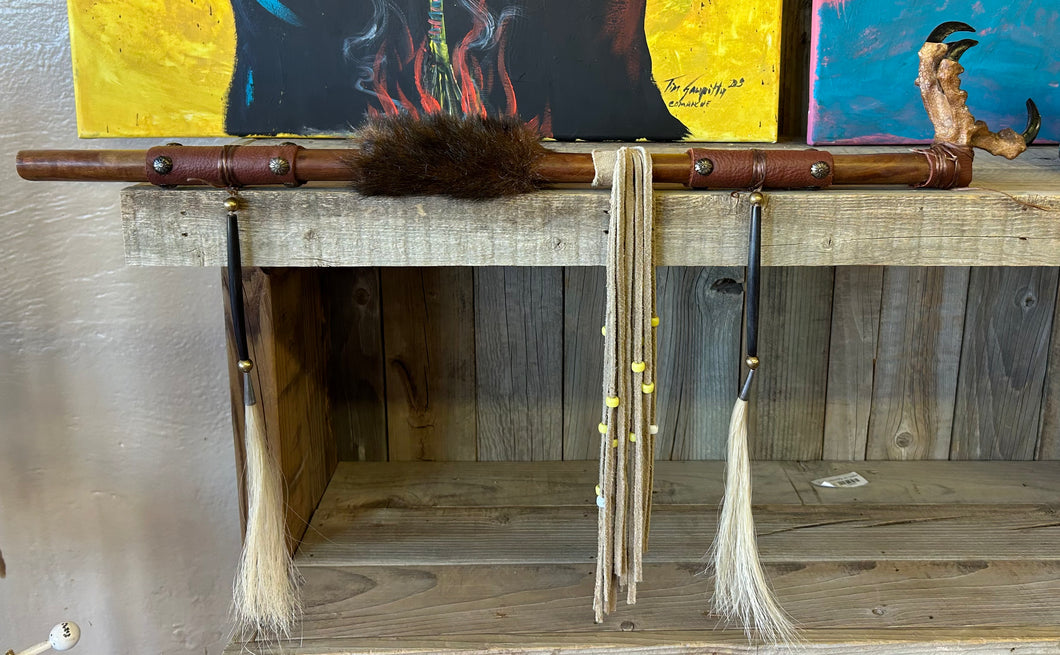 Eagle Claw Pipe (decoration)