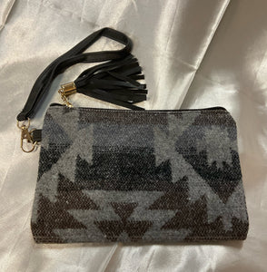 5x8 Native Print Wristlet