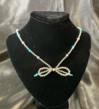 Navajo Pearl Bow Necklace
