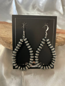 Navajo Pearl Earrings