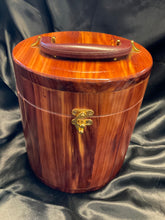 Cedar Box 7" Round