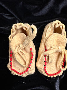 Beaded & Pucker Baby Moccasins